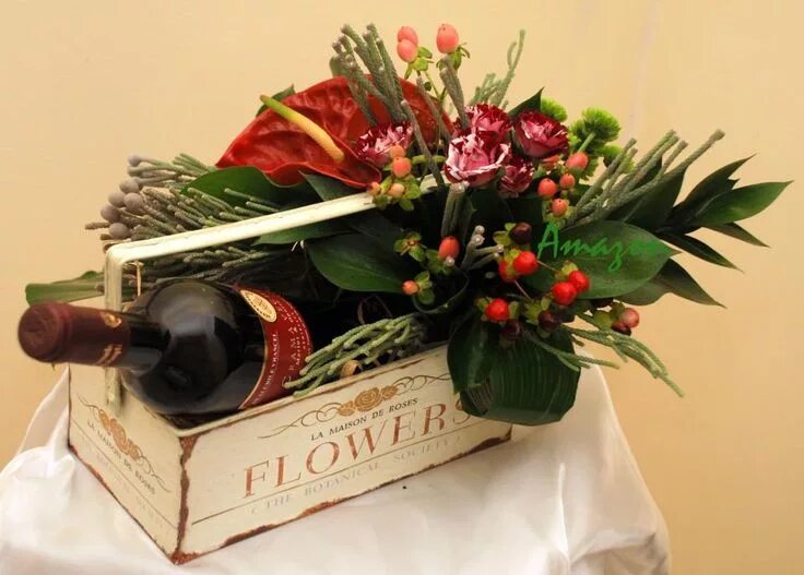 Красивые цветы фото букеты мужчине Flowers and wine Aranjamente florale, Buchete și Cadouri