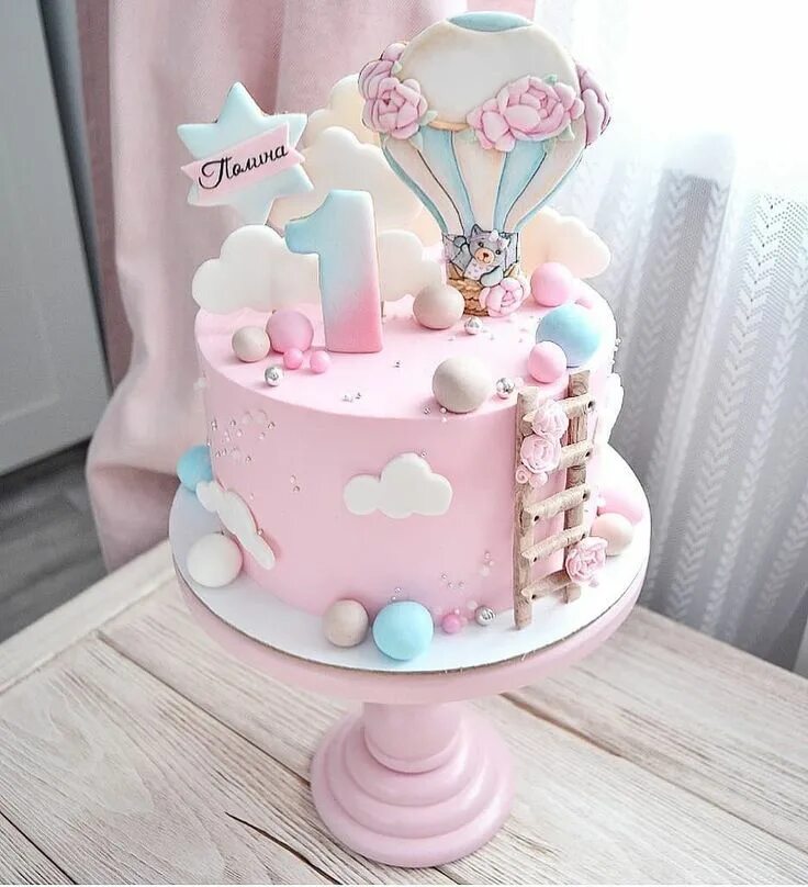 Красивые торты на годик девочке фото Sugarmania.it on Instagram: "❤ ️❤ ️❤ Una torta dolcissima dai toni delicatissimi p