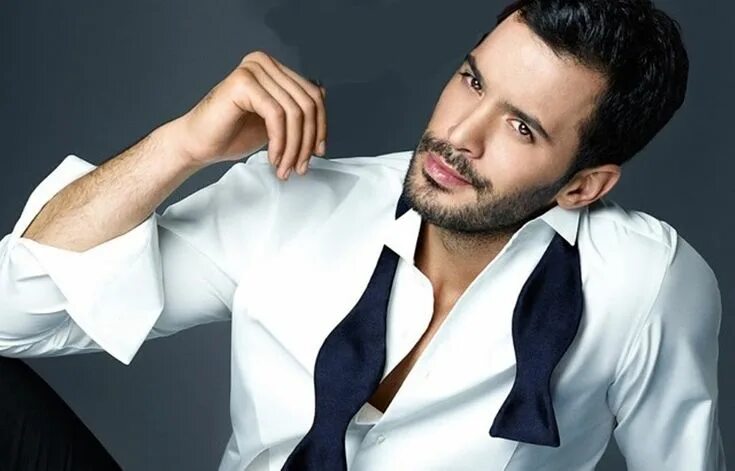 Красивые турецкие актеры мужчины фото Znalezione obrazy dla zapytania barış arduç filmy i programy tv Bariş arduç, Bar