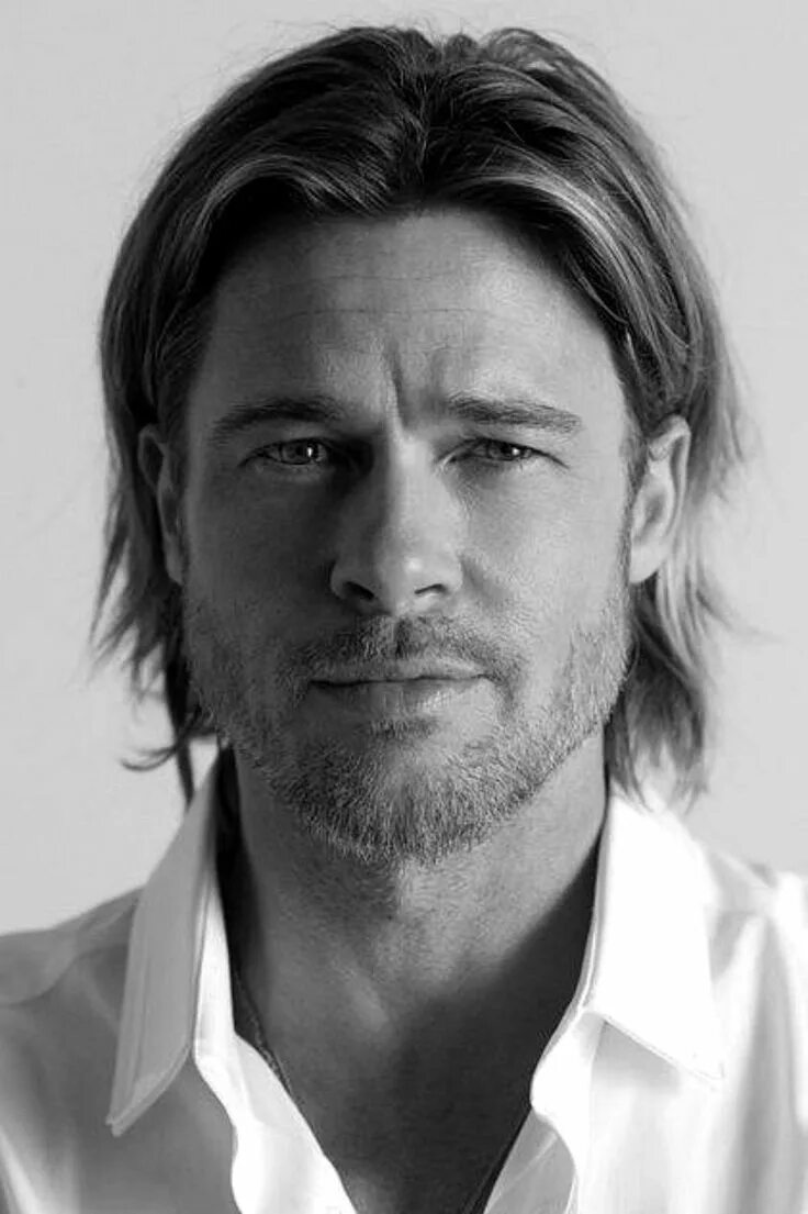 Красивые удлиненные стрижки мужские Pin by James Hoskins on Icons. in 2022 Brad pitt, Long hair styles men, Brad