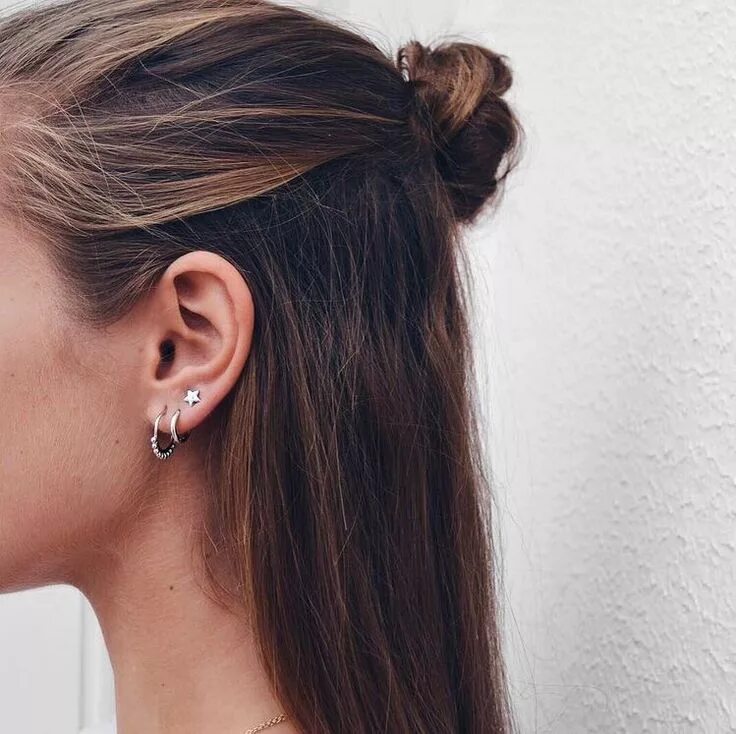 Красивые уши у девушек фото Sicilian Rectangle Dog Bed Camel Rose Piercings, Ear piercings, Earings piercing