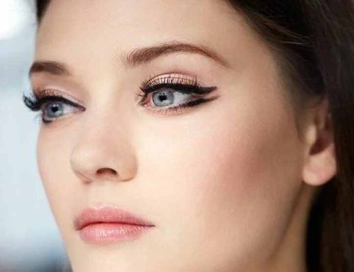 Красивые веки фото 4 New Ways to Wear Eyeliner - Star Style PH Макияж без подводки для глаз, Зимний