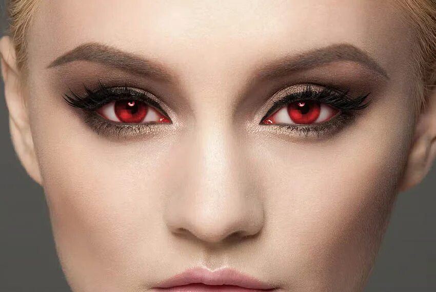Красивые веки глаз фото How to Make Yourself a Vampire in Photoshop Envato Tuts+