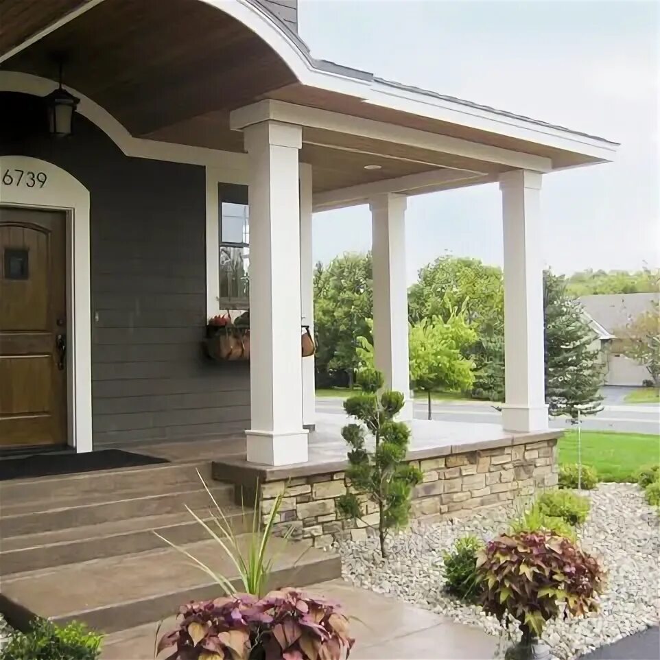 Красивые входные группы в частный дом фото Porch Design Ideas, Pictures, Remodel and Decor Porch remodel, House exterior, P