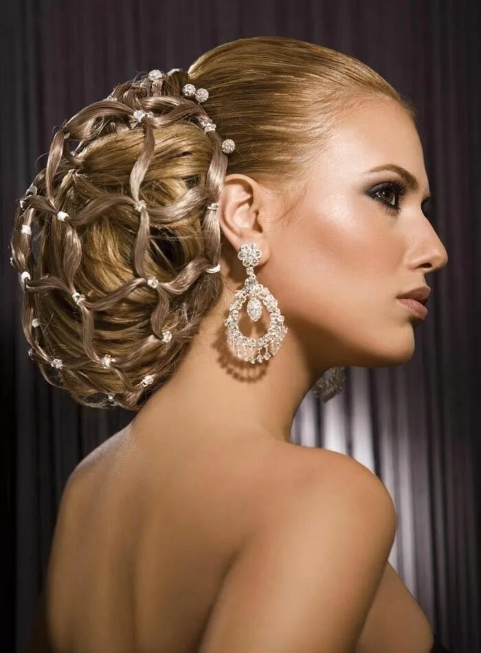 Красивые виды причесок Pin by Злата Яновская on Волосы Hair styles 2014, Up hairstyles, Long hair style