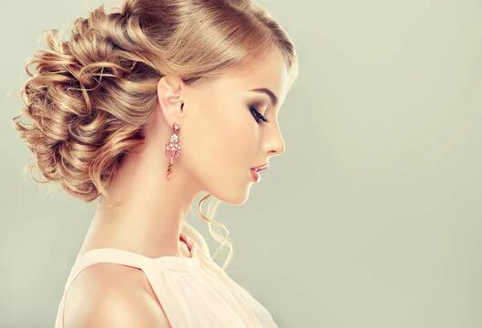 Красивые волосы прическа Spring Hairstyle Зображення - огляд 237,264 Стокові фото, векторні зображення й 