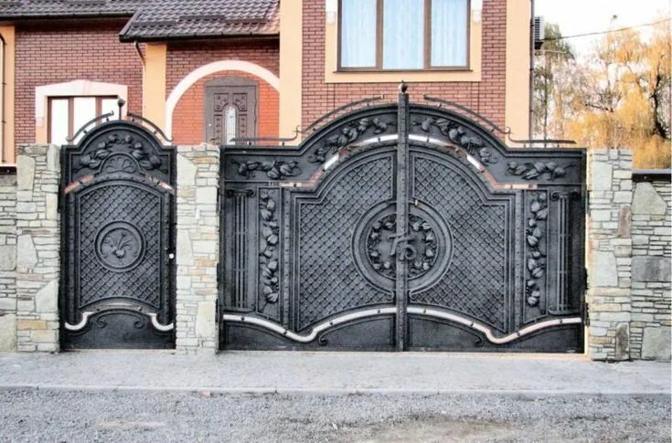 Красивые ворота для частного дома фото Красивые ворота для частного дома: 25 фото-идей, обзор материалов и конструкций 
