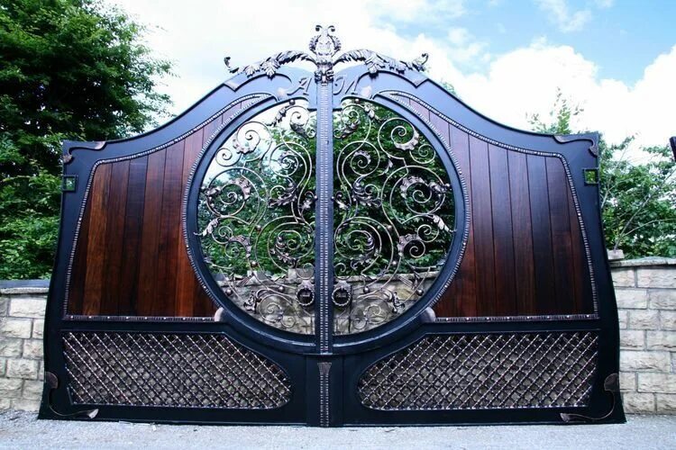Красивые ворота своими руками фото Pin on Художественная Ковка Main gate design, Gate design, Iron gate design