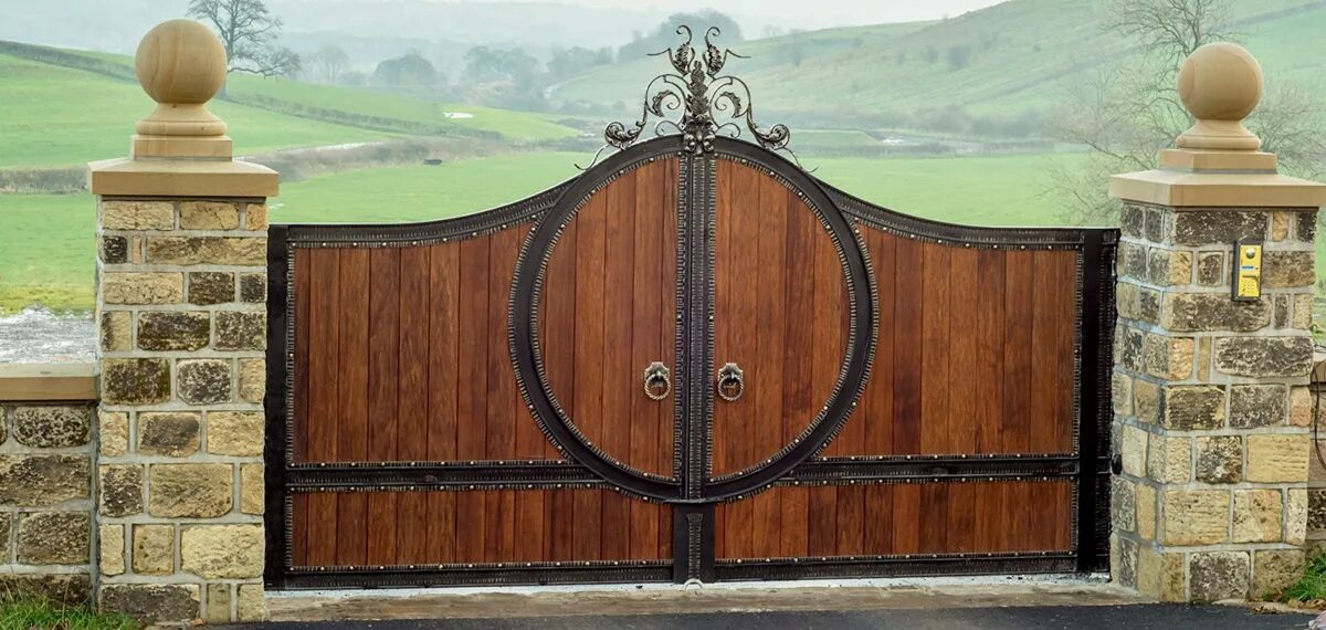 Красивые ворота своими руками фото Wrought Iron Gates Driveway Gates Iron Railings Side Gates Design Iron gates, Ga