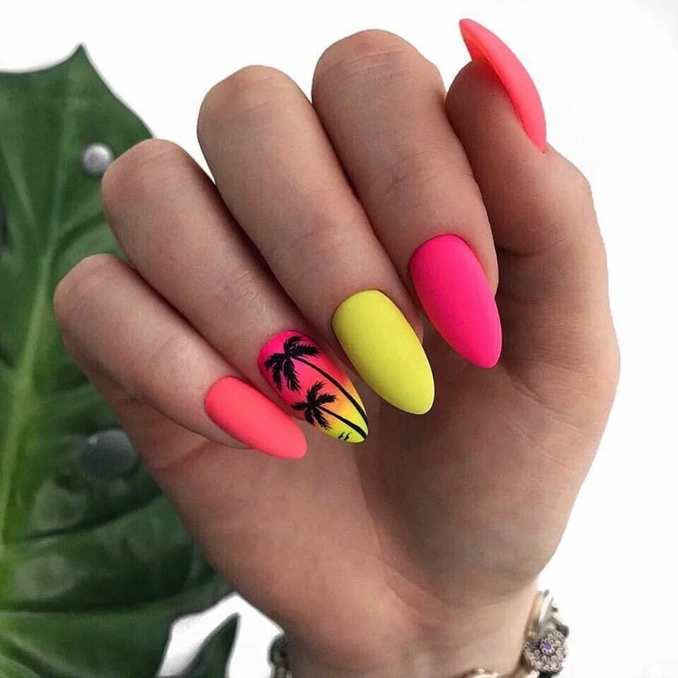 Красивые яркие ногти фото Pin on manicure ideas Perfect nails, Beach nail designs, Manicure