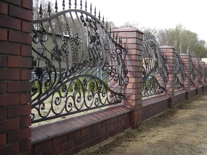 Красивые заборы из металла фото Комбинированные заборы из сварных панелей купить Москве Цены с установкой под кл
