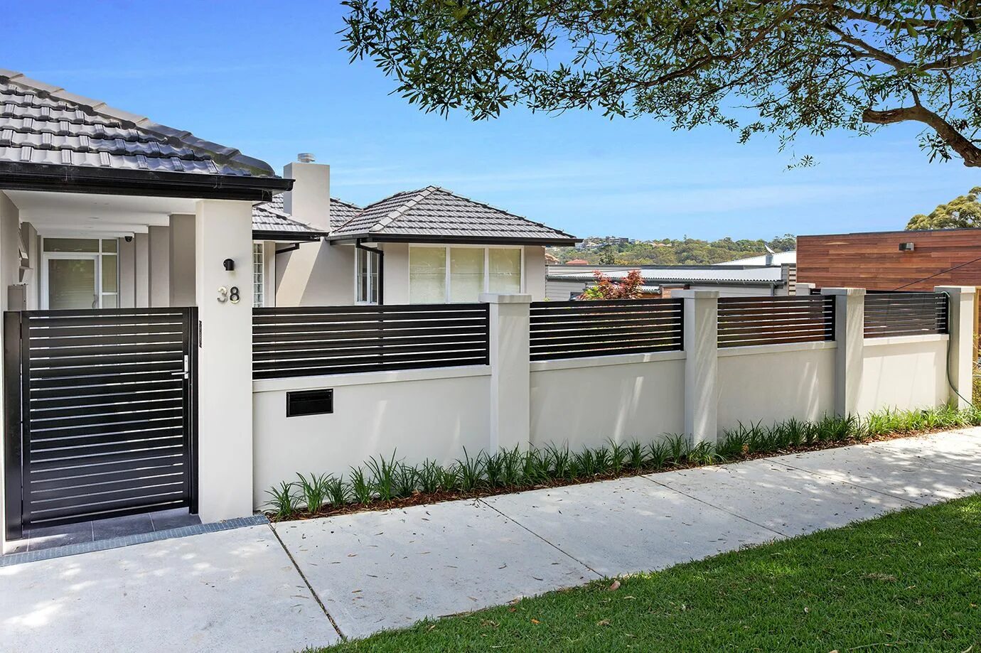 Красивые заборы загородных домов фото Finishing and Customisation House fence design, Modern fence design, Fence desig