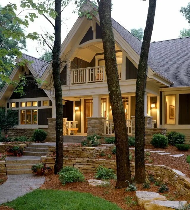 Красивые загородные дома фото внутри и снаружи How To Get Perfect Curb Appeal House styles, House exterior, Master balcony