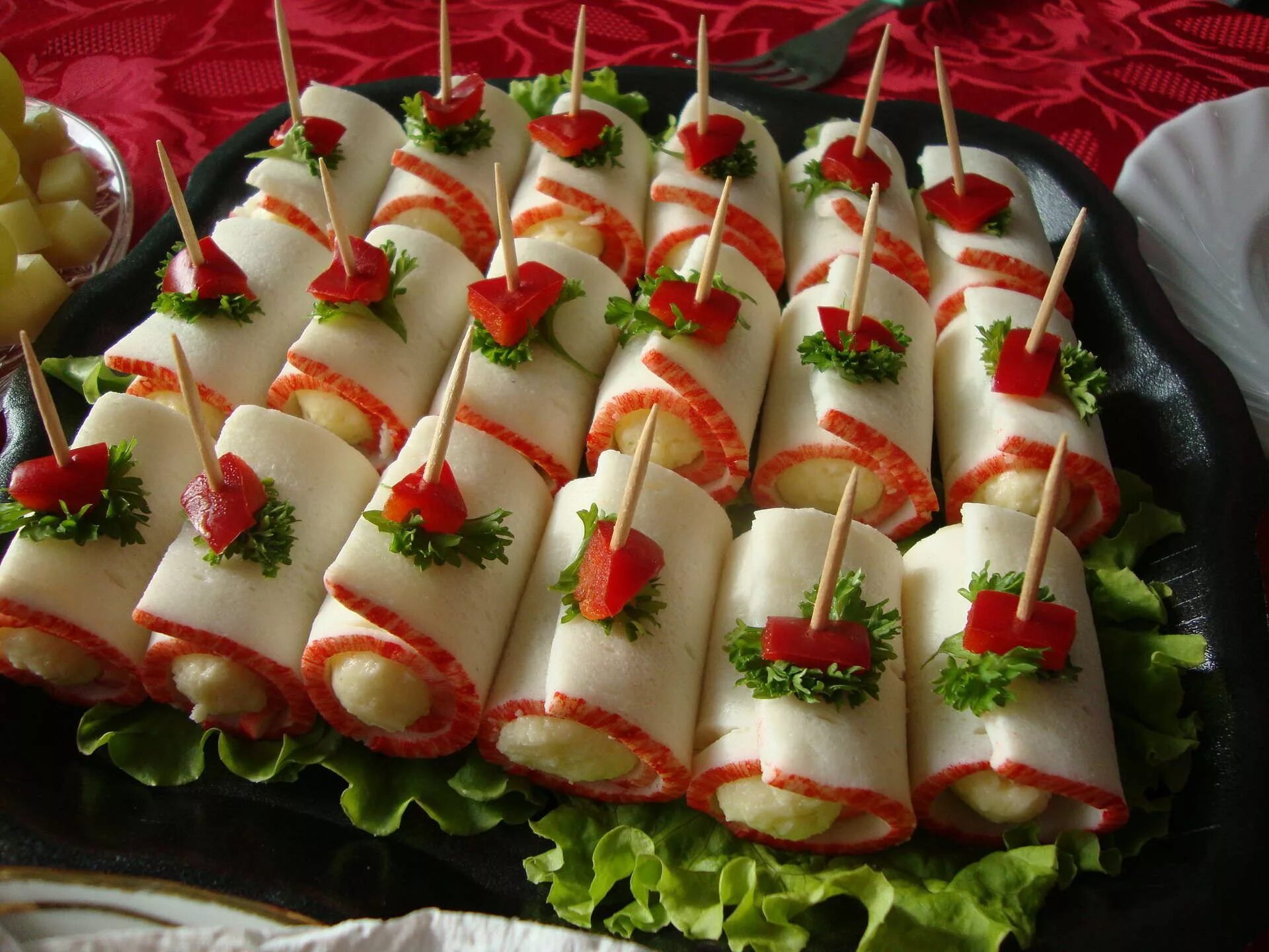 Красивые закуски на праздничный стол фото Pin on Фуршет Food, Yummy food, Food plating