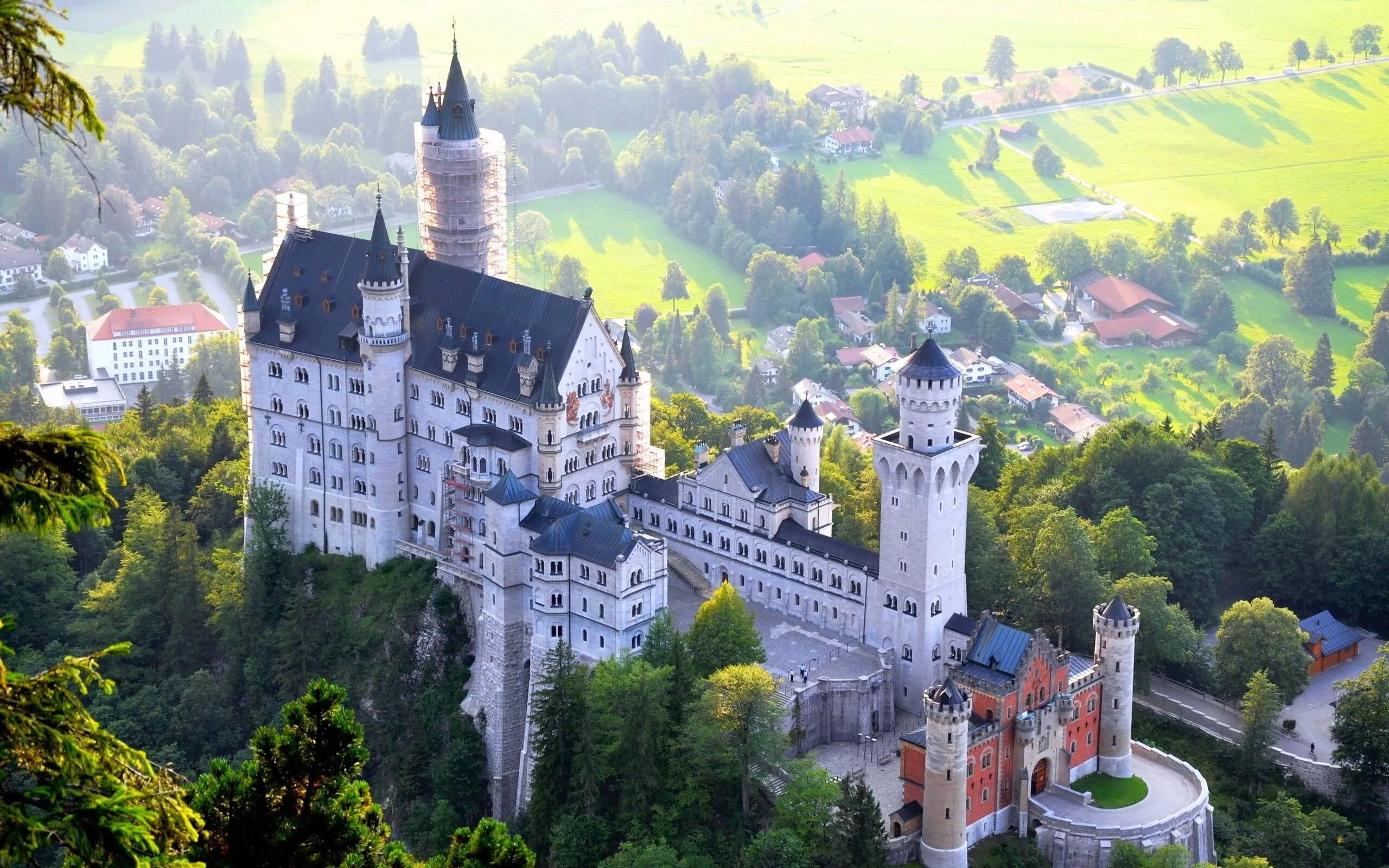 Красивые замки фото Neuschwanstein Castle Computer Wallpapers, Desktop Backgrounds ... Neuschwanstei