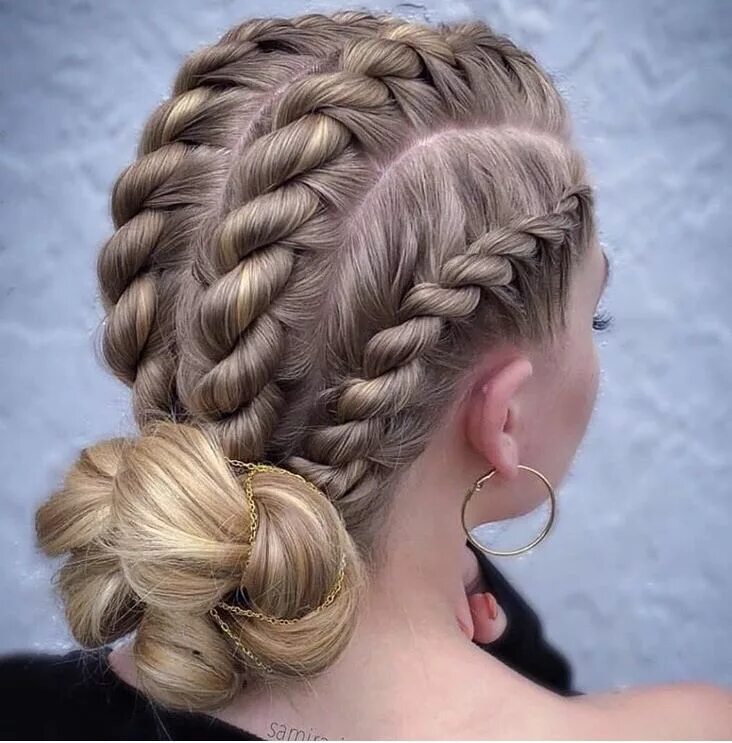 Красивые заплетенные прически видео Pin on Updoo Ombre hair blonde, Hair styles, Cool hairstyles