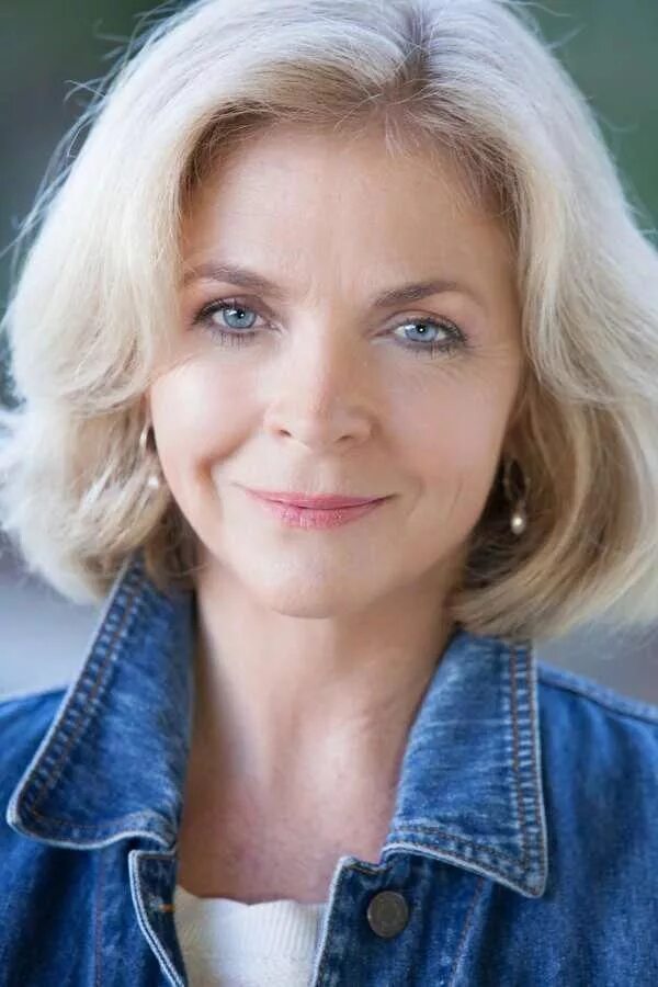 Красивые женщины 50 лет реальные фото Medium Hairstyles for Fine Hair for Women Over 50 #longhairstylesforfinehair Med