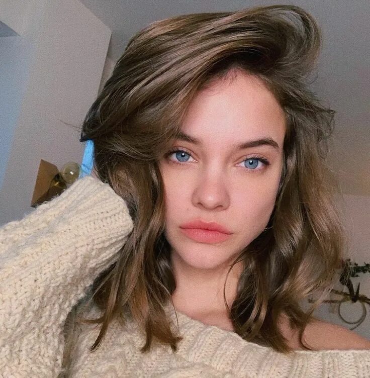 Красивые женщины без макияжа Barbara Palvin's New Haircut Tops the Week's Best Beauty Looks on Instagram New 