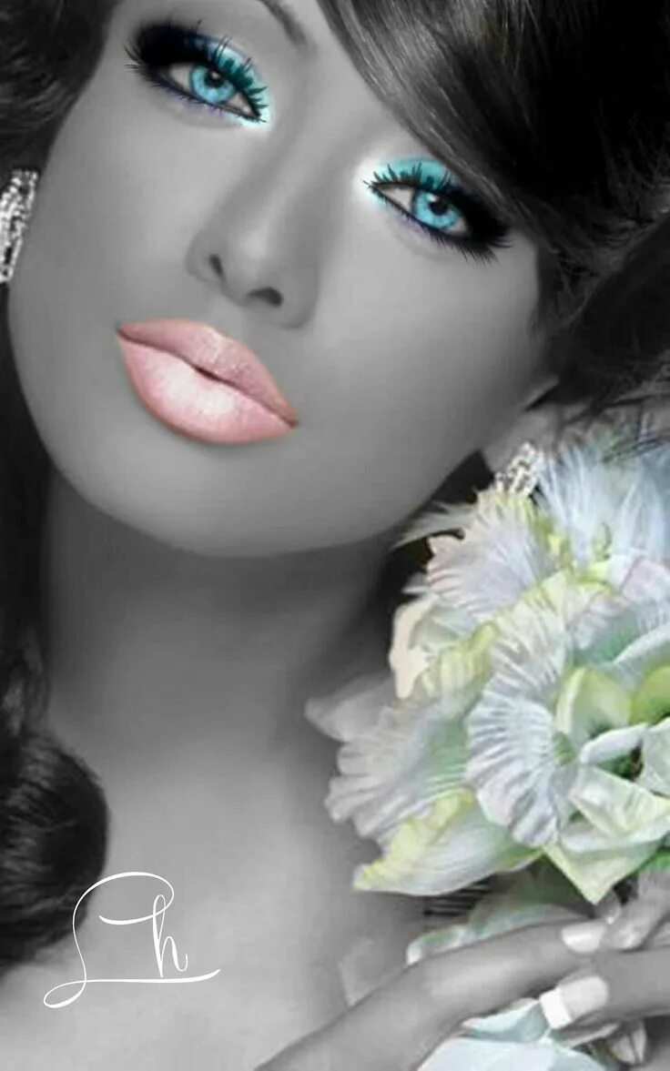 Красивые женщины макияжа фото What is up with all this pics with flowers now Barbie makeup, Gorgeous makeup, B