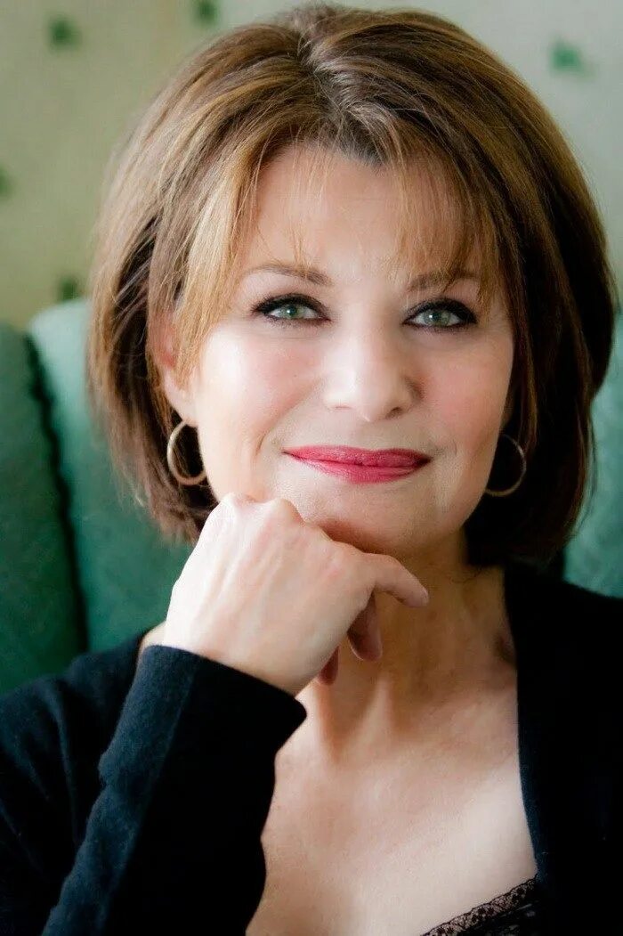 Красивые женщины после 50 фото 90 Gorgeous Short Hairstyles for Women over 50 to Try in 2024 Thick hair styles,