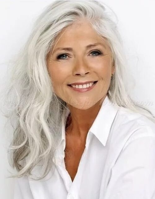 Красивые женщины после 50 фото Hairstyles 2015 Long hair older women, Long hair styles, Long gray hair