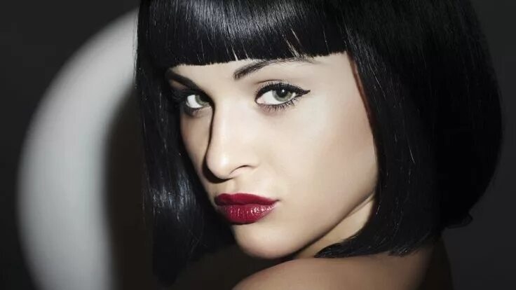 Красивые женщины с каре фото Pin on Hairstyle