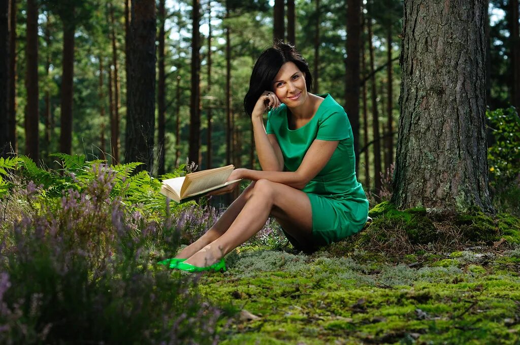 Красивые женщины в лесу фото Alesja Nikon D300s Nikkor 85mm 1.8 Nikon SB600 in softbox . Flickr
