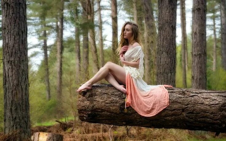 Красивые женщины в лесу фото девушка в лесу: 21 тыс изображений найдено в Яндекс.Картинках Блондинка, Женщина