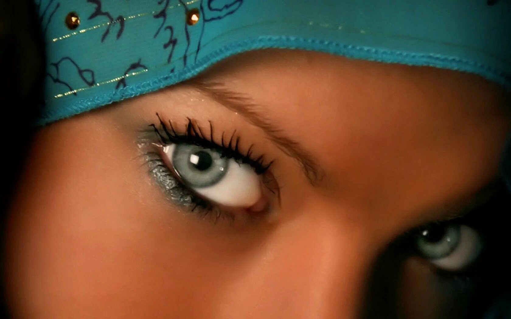 Красивые женские глаза фото shy eyes... Occhi belli, Pettinatura, Bellezza