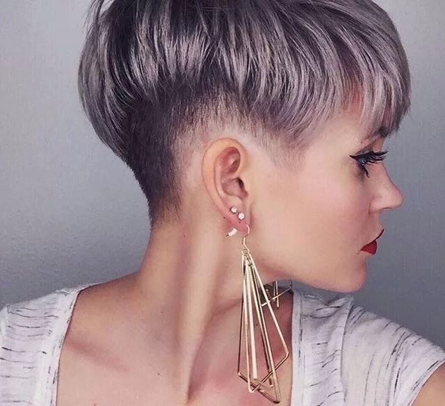 Красивые женские короткие стрижки 2018 Пин на доске короткие женские стрижки Короткие стрижки, Короткие женские стрижки