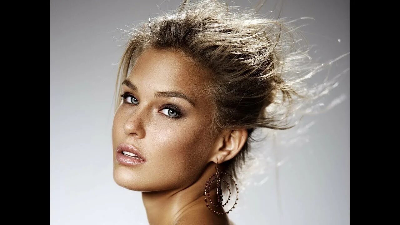 Красивые женские лица фото Bar Refaeli's hottest photography - YouTube