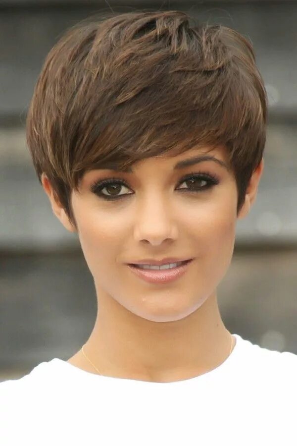 Красивые женские стрижки на короткие волосы Cortes de pelo para mujer Otoño Primavera Verano - Blogmujeres.com Идеи причесок