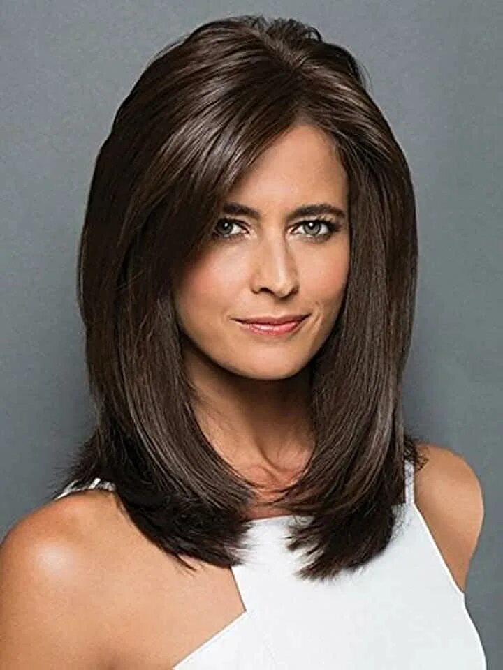 Красивые женские стрижки на средние Amazon.com: Raquel Welch Wigs