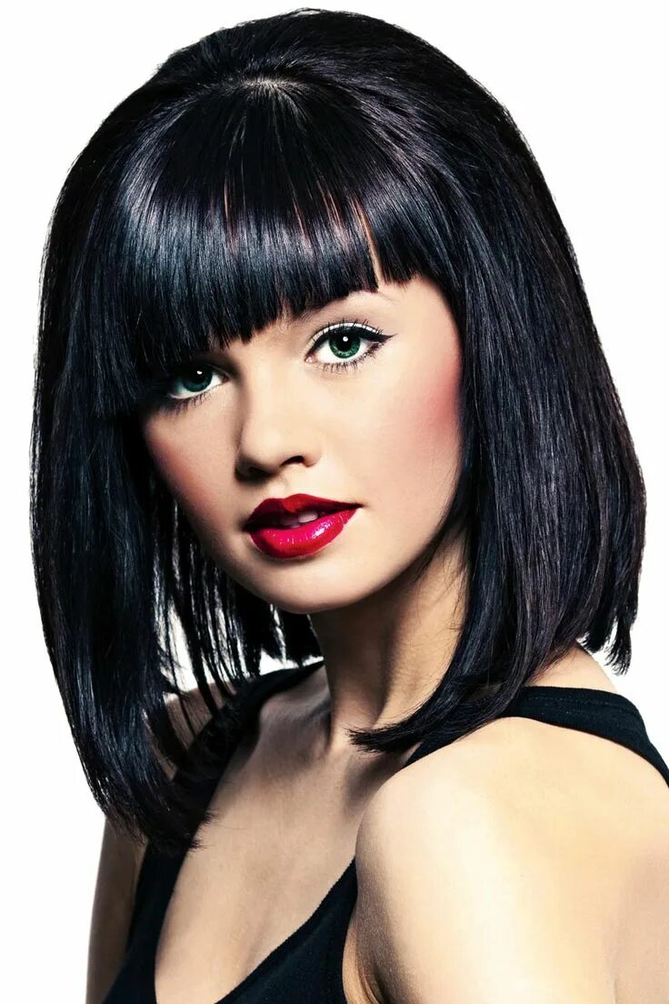 Красивые женские стрижки с челкой Frisuren Frauen Schräger Pony - Frisurentrends Bob frisur, Frisuren, Frisuren la