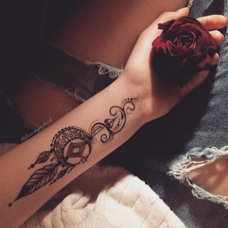 Красивые женские тату фото Inspired by @dye_em_black #henna #hennapro #henna_art #hennalove #hennadesign #h