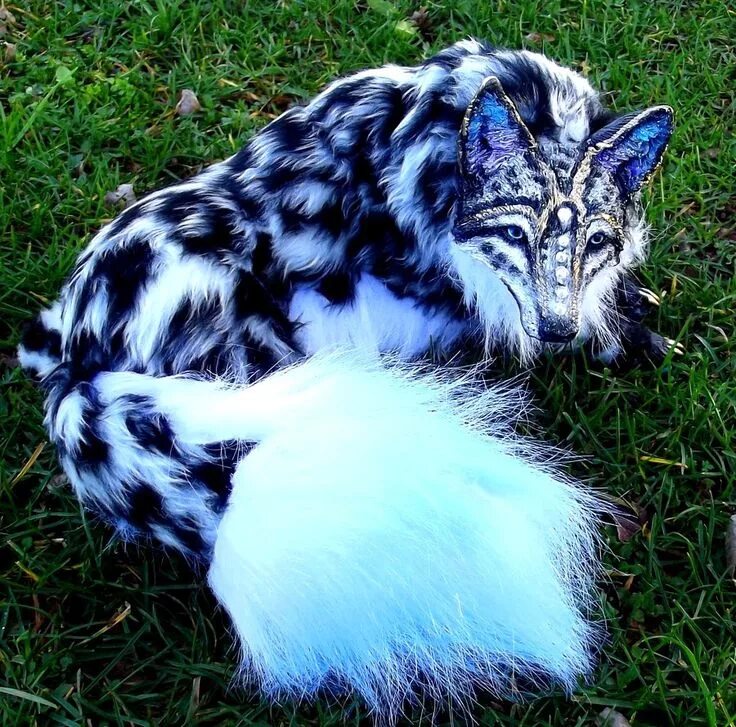 Красивые животные мира картинки Posable Snow Leopard Wolf by Wood-Splitter-Lee.deviantart.com Cute creatures, Fa