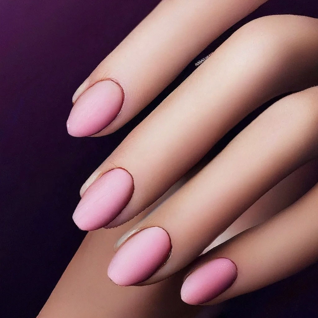 Красивый аккуратный маникюр "Beautiful neat manicure short ." - image created in Shedevrum