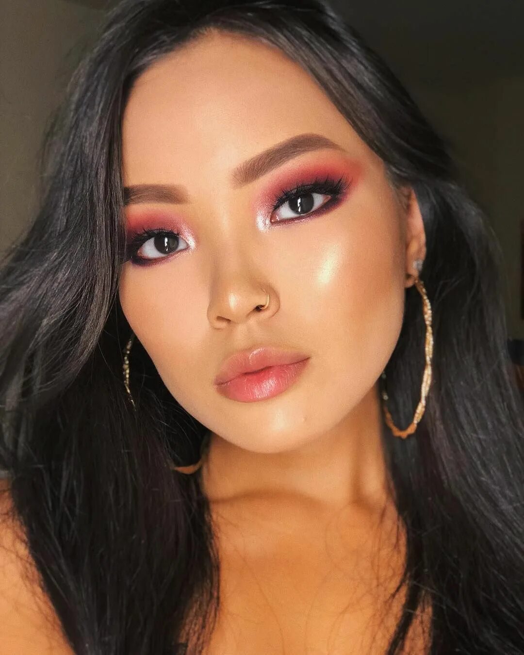 Красивый азиатский макияж @hudabeauty Makeup, Hud, Maquillaje