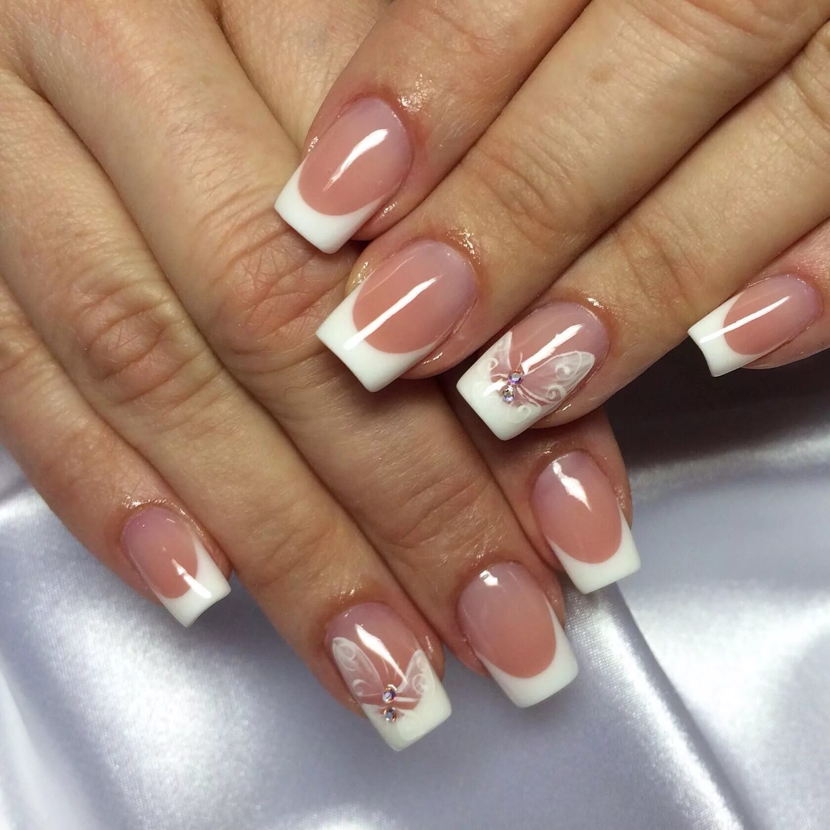 Красивый белый френч маникюр Pin on Nail art Acrylic nails coffin pink, French manicure nails, Gel nails