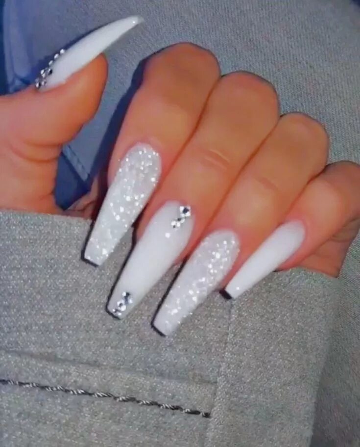 Красивый белый маникюр на длинные ногти Pin by I miss u prince on Nailtabulous Long acrylic nails coffin, White acrylic 