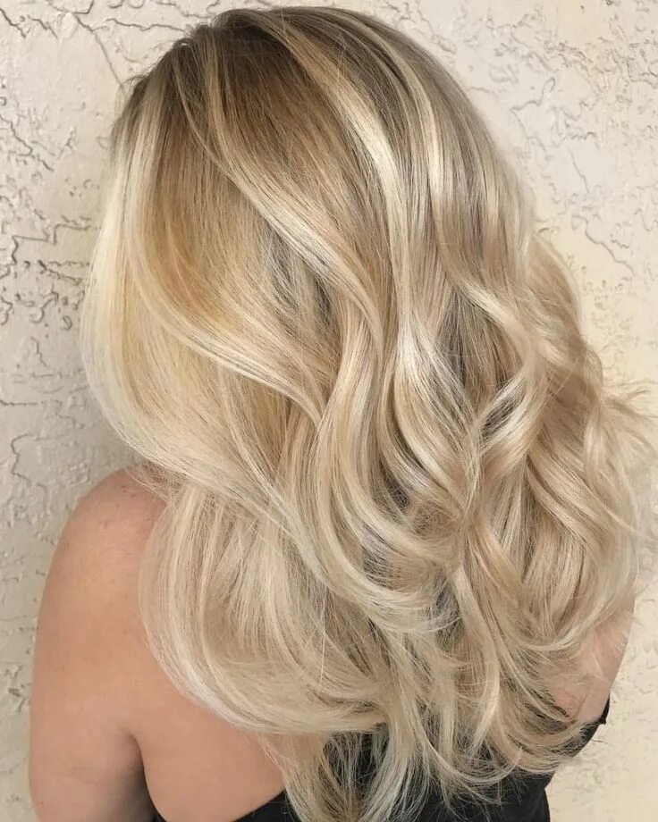 Красивый блонд фото на средние волосы Pin on Blonde Blonde hair with highlights, Champagne blonde hair, Blonde hair sh