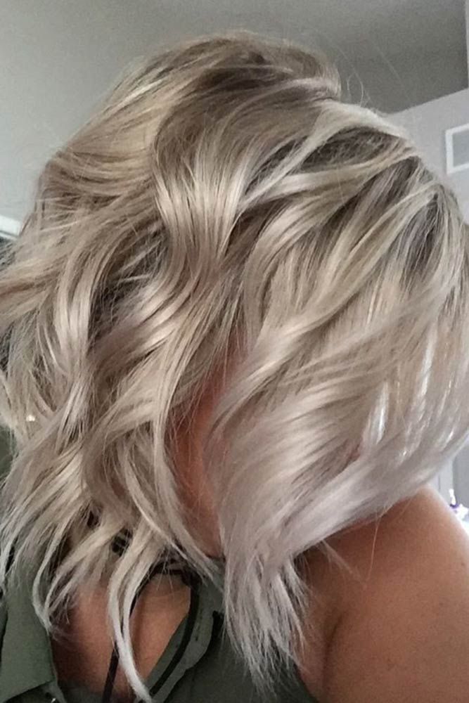 Красивый блонд фото на средние волосы 70+ Sassy Short Curly Hairstyles To Wear At Any Age! Damp hair styles, Curly hai