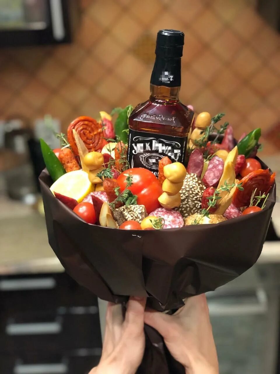 Красивый букет мужчине фото Заказать съедобный вкусный Мужской Букет на нашем сайте. Отличный подарок мужчин