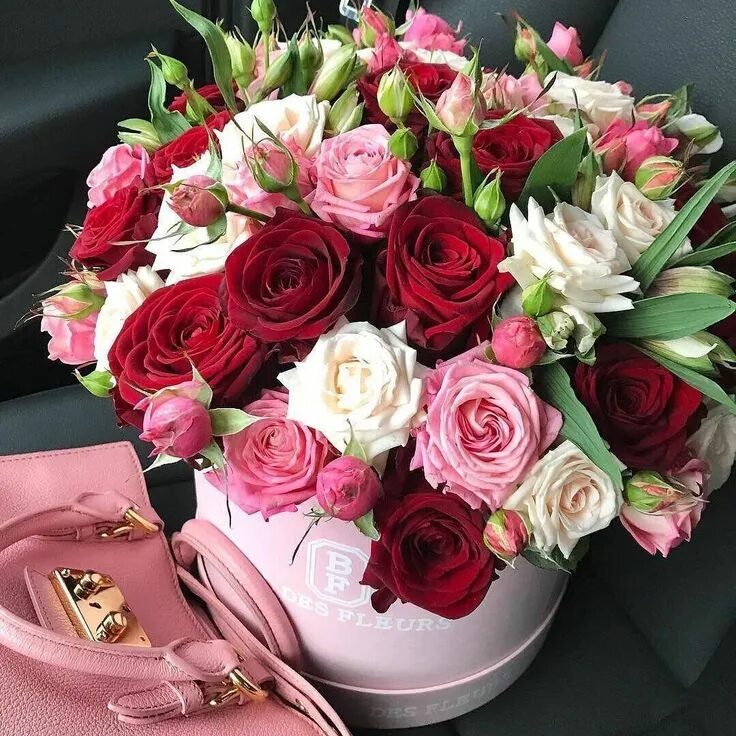Красивый букет цветов для девушки фото Pin auf цветы Wunderschöne blumen, Blumen, Wunderschön