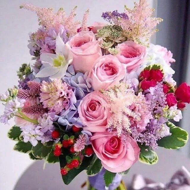 Красивый букет цветов фото в хорошем Instagram Flower delivery, Flowers delivered, Flower subscription