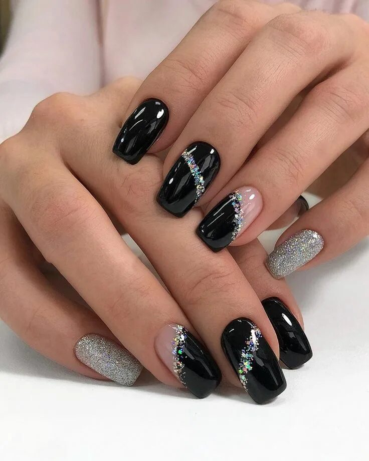 Красивый черный дизайн ногтей фото Лучшие идеи маникюра - Photos OK.RU Beige nails, Stylish nails, Nail colors