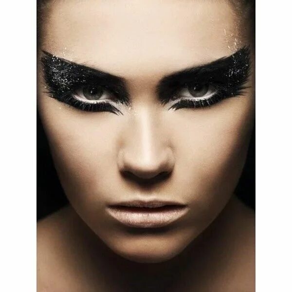 Красивый черный макияж Cat eye make up dramatic black smokey look ❤ liked on Polyvore featuring beauty 