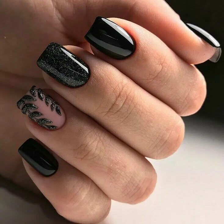 Красивый черный маникюр на квадратных ногтях Pin by Анна Орлова on black Manicure, Chic nails, Nail manicure