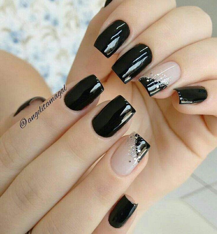 Красивый черный маникюр на квадратных ногтях Muy lindooo Unhas bonitas, Unhas, Unhas decoradas