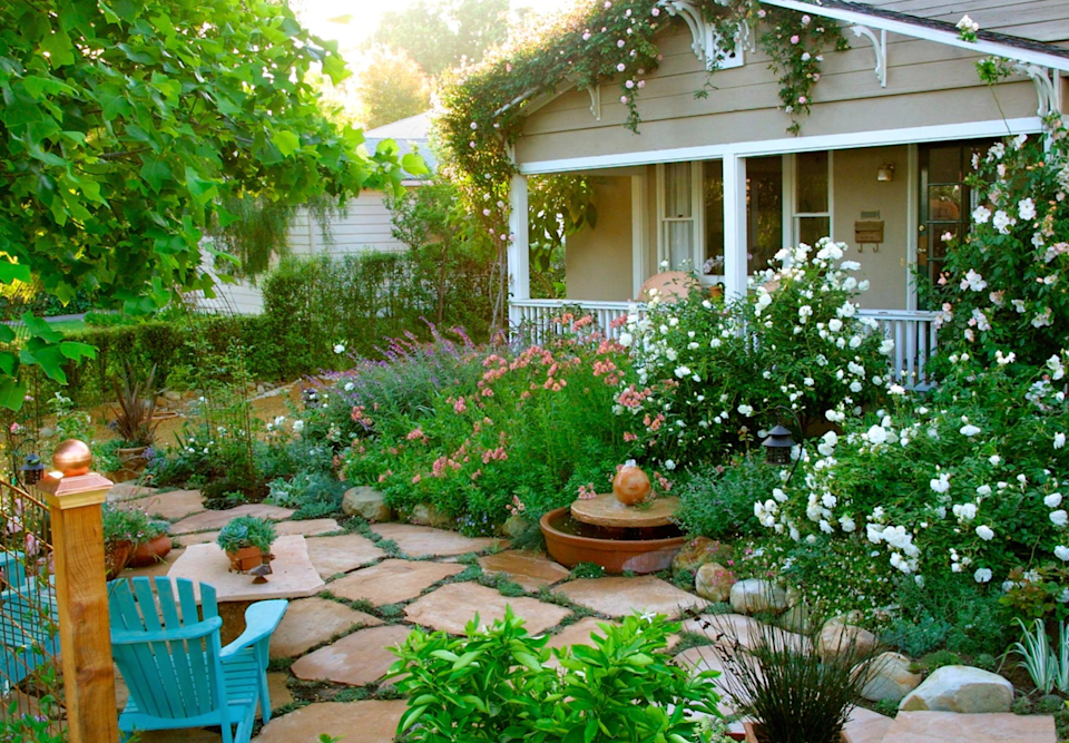 Красивый дачный дизайн фото Front yard landscaping ideas - 13 ways to add curb appeal
